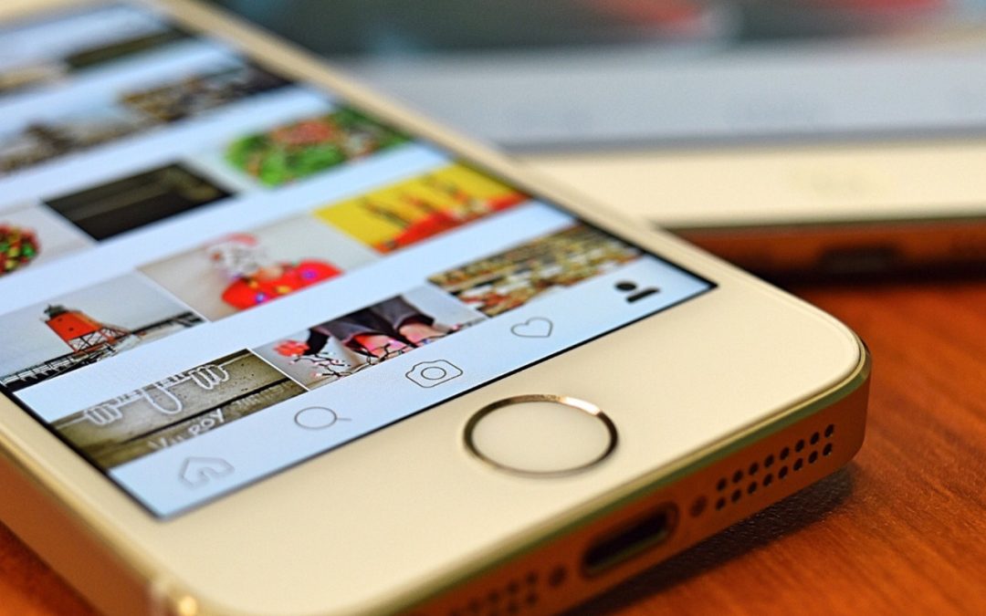 Exposición digital de hijos adolescentes: ¿conflicto tecnológico, ético o jurídico? ¿Todos?